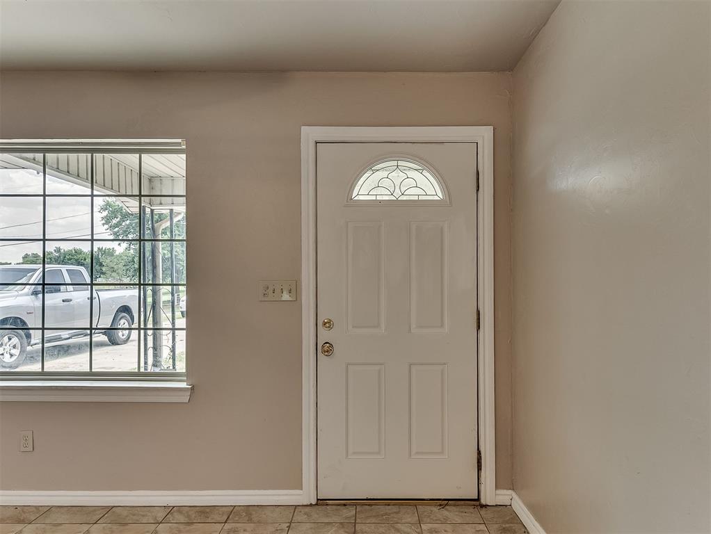 216 W Seward Road Property Photo 11