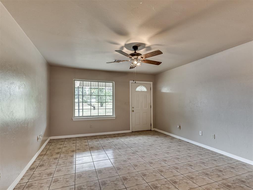 216 W Seward Road Property Photo 13