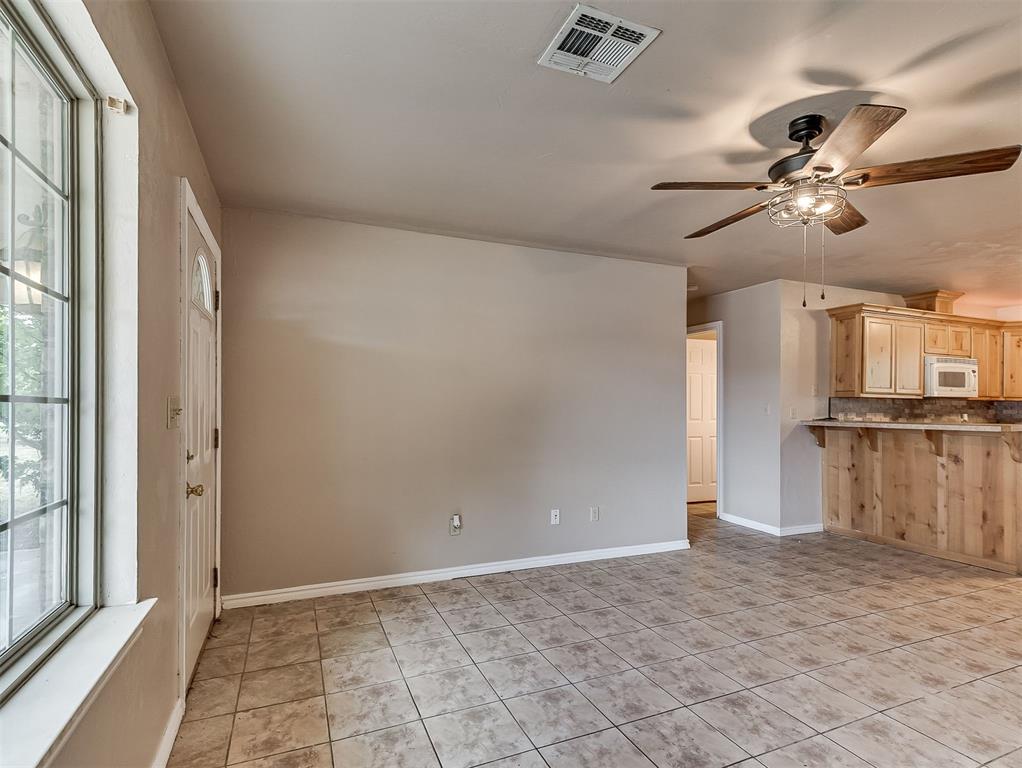 216 W Seward Road Property Photo 14