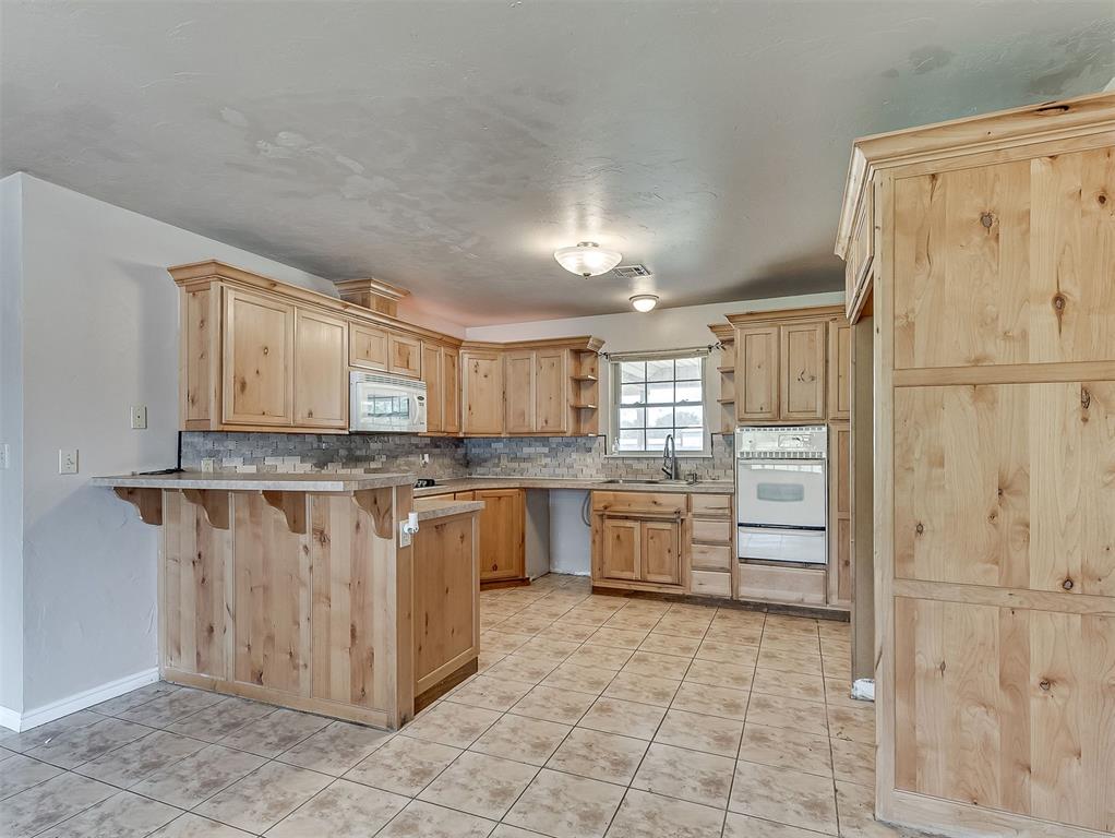 216 W Seward Road Property Photo 17