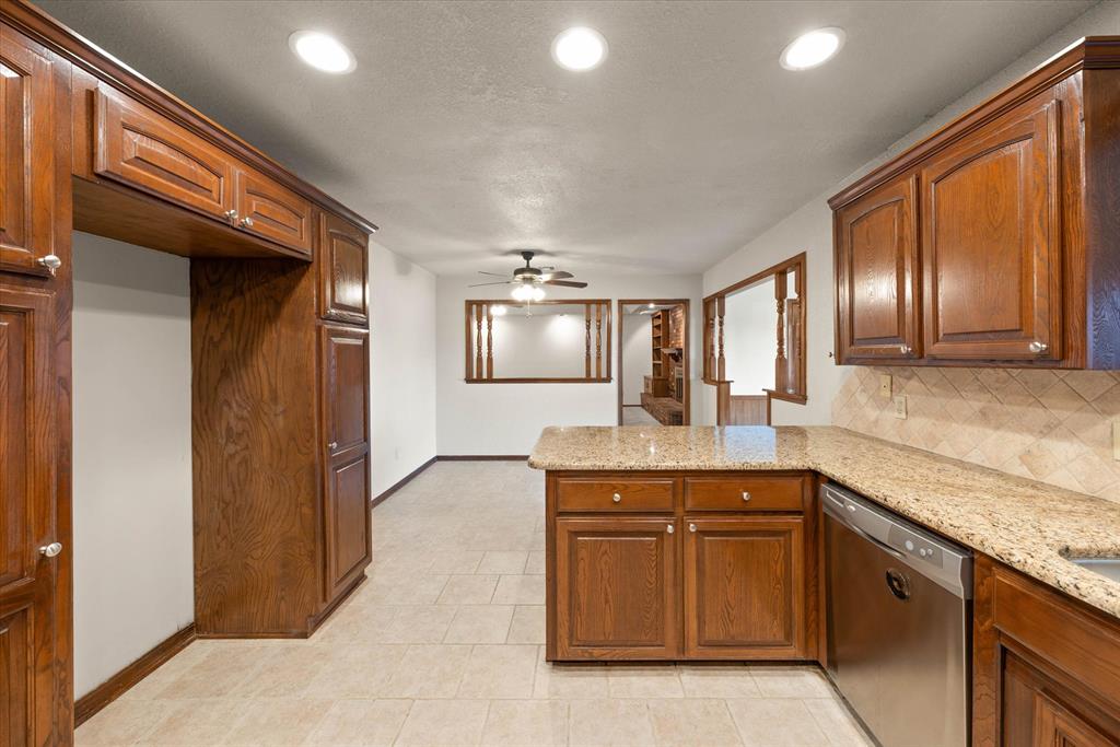 7409 Nw 116th Street Property Photo 13