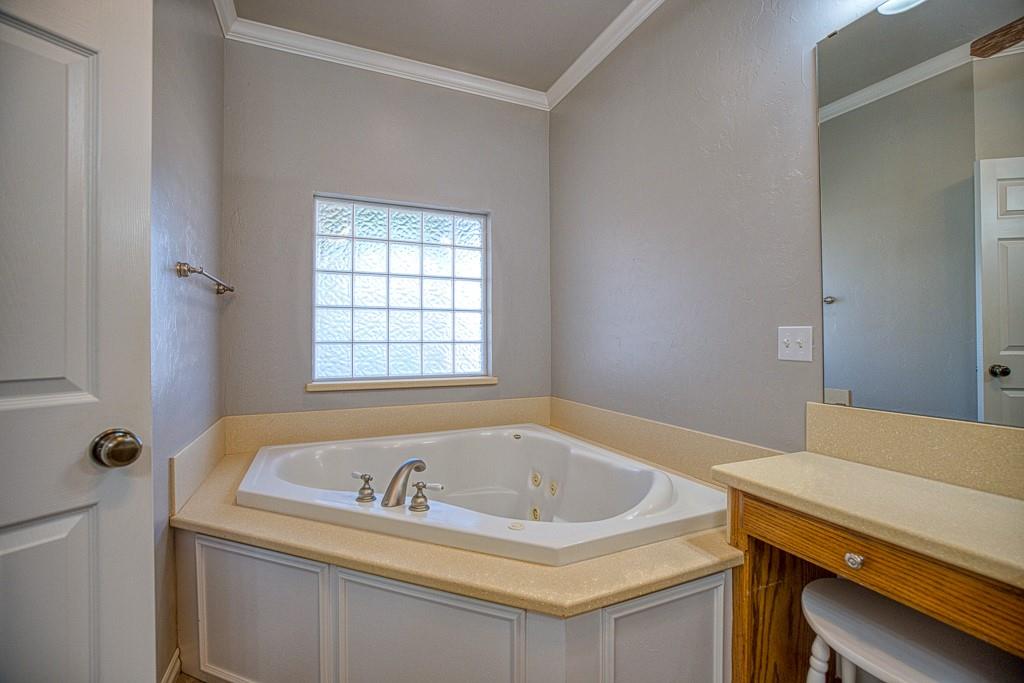606 Frank Drive Property Photo 27