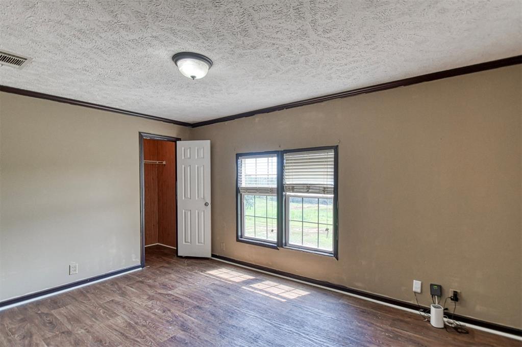 13700 Iron Road Property Photo 32