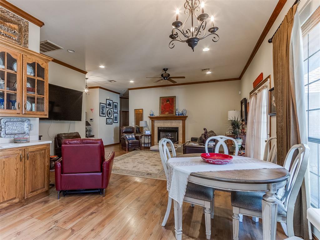 1404 N Canyon Way Property Photo 3