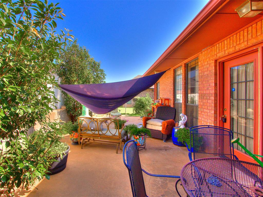 1404 N Canyon Way Property Photo 12