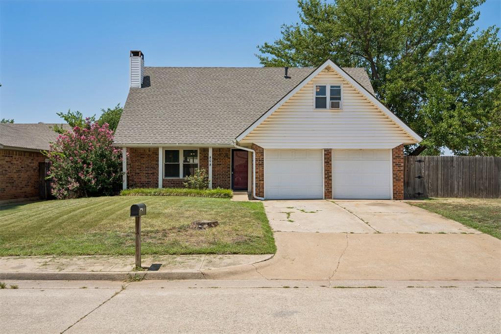 808 Miller Drive Property Photo 1