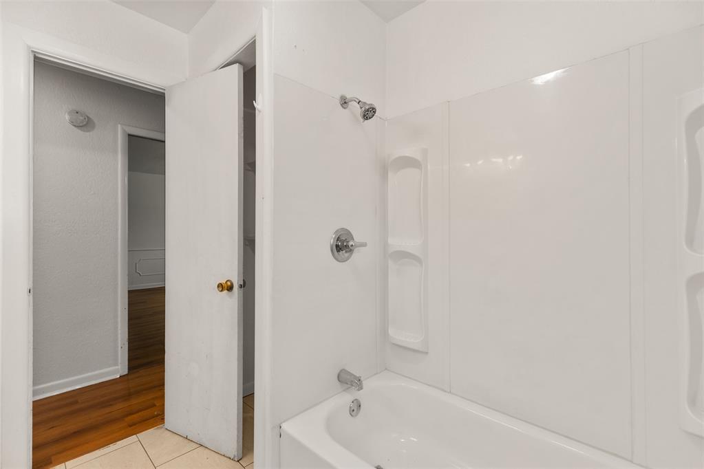 1421 Sw 52nd Street Property Photo 13