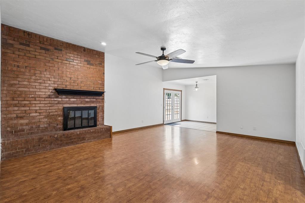 923 Nw Harrison Avenue Property Photo 9