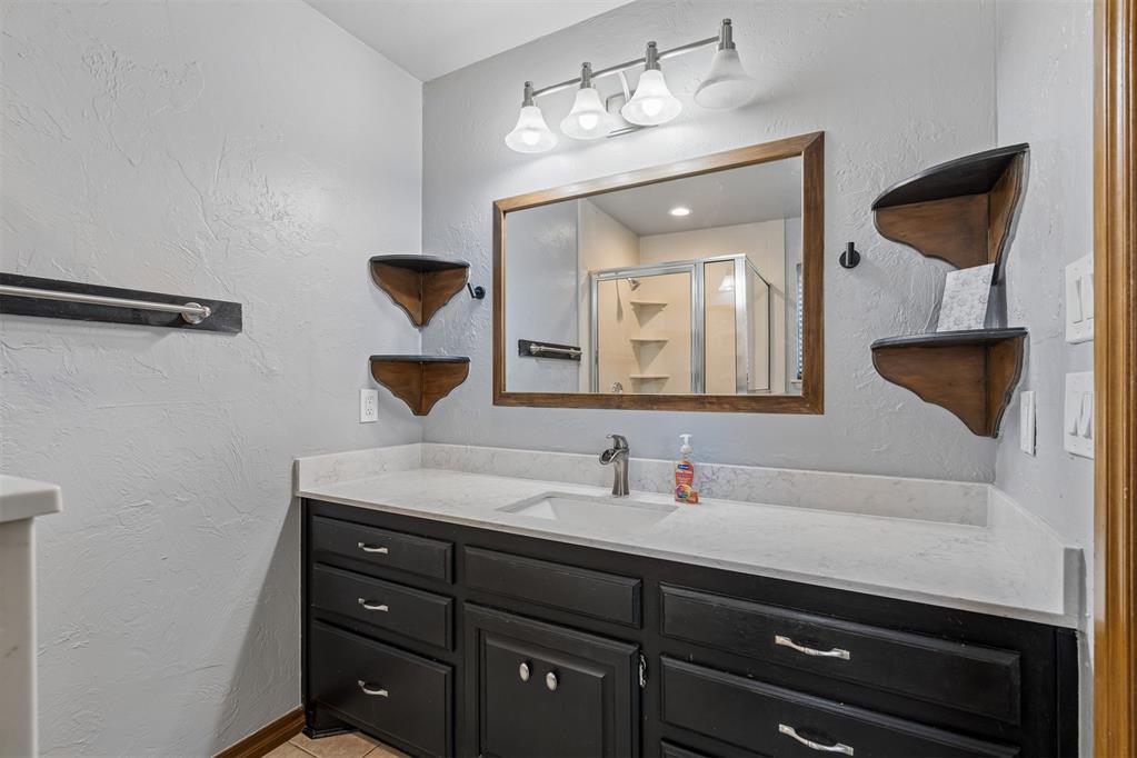 923 Nw Harrison Avenue Property Photo 26