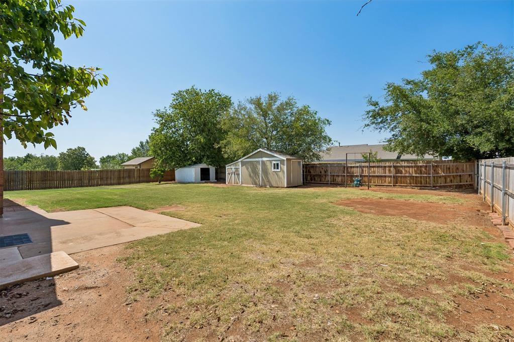 923 Nw Harrison Avenue Property Photo 43