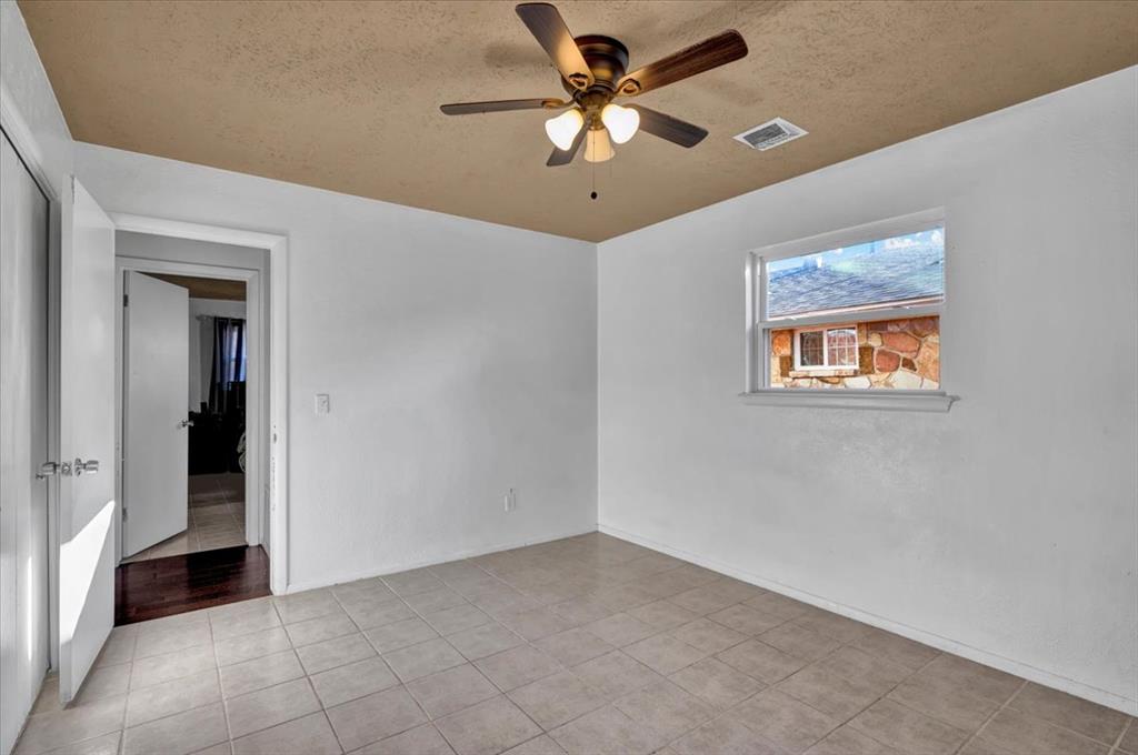 7724 Nw 26th Street Property Photo 9
