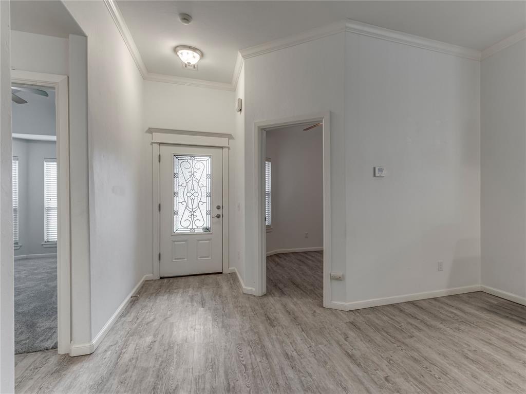 18316 Bridlington Drive Property Photo 3