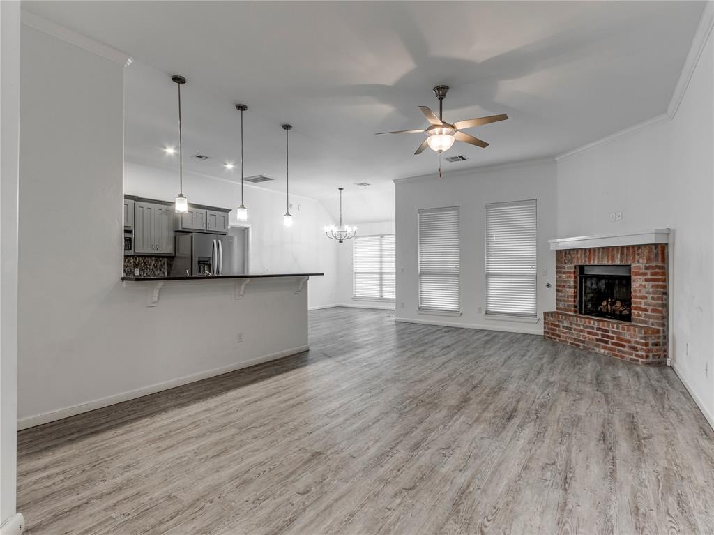 18316 Bridlington Drive Property Photo 4