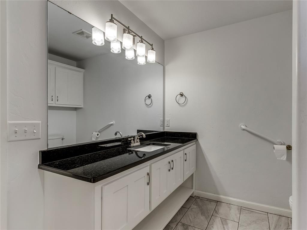 18316 Bridlington Drive Property Photo 27