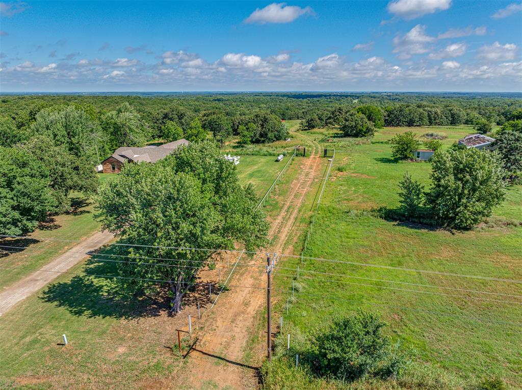 980 Road Property Photo 4