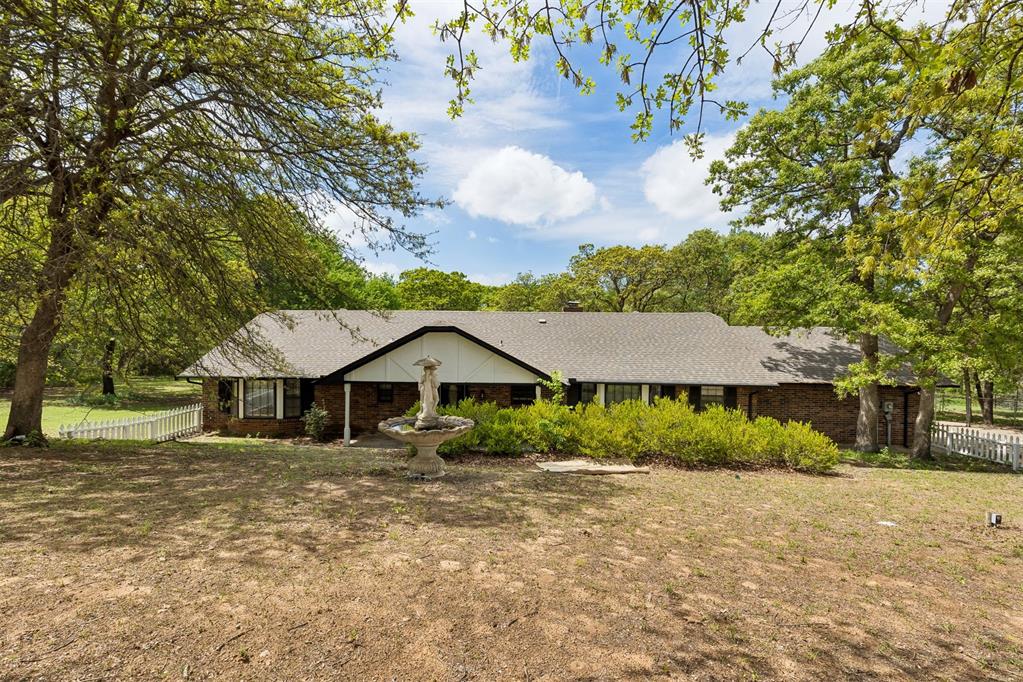 10331 Black Oaks Drive Property Photo 3