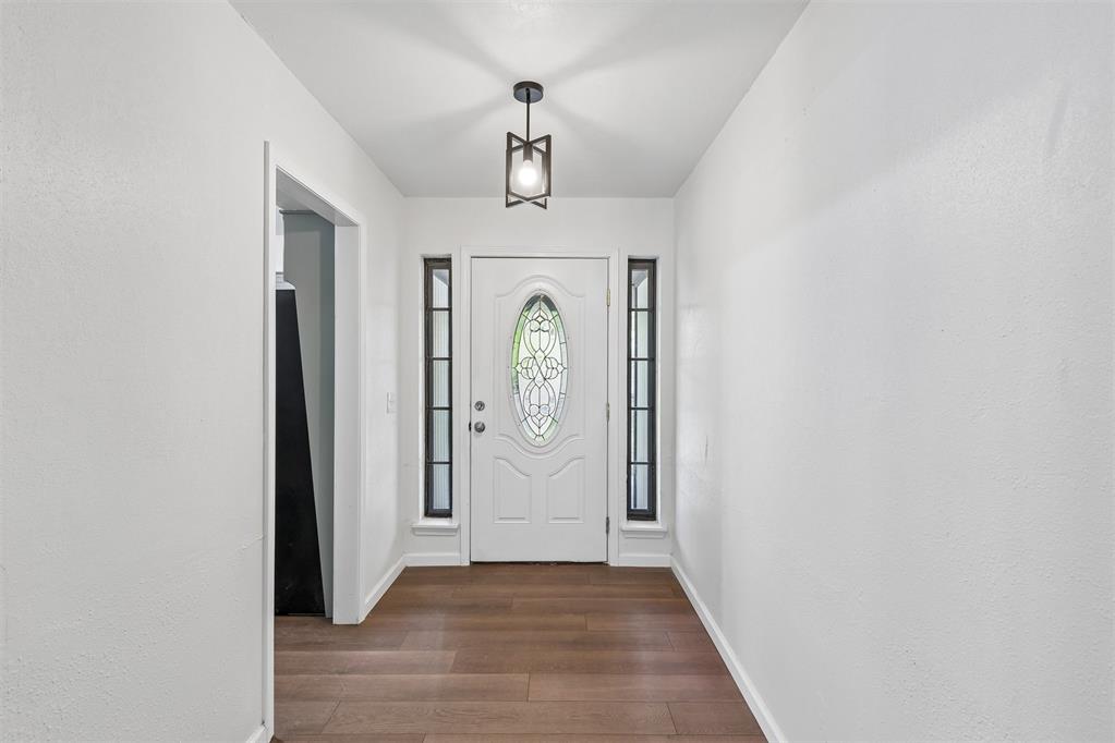 10331 Black Oaks Drive Property Photo 8