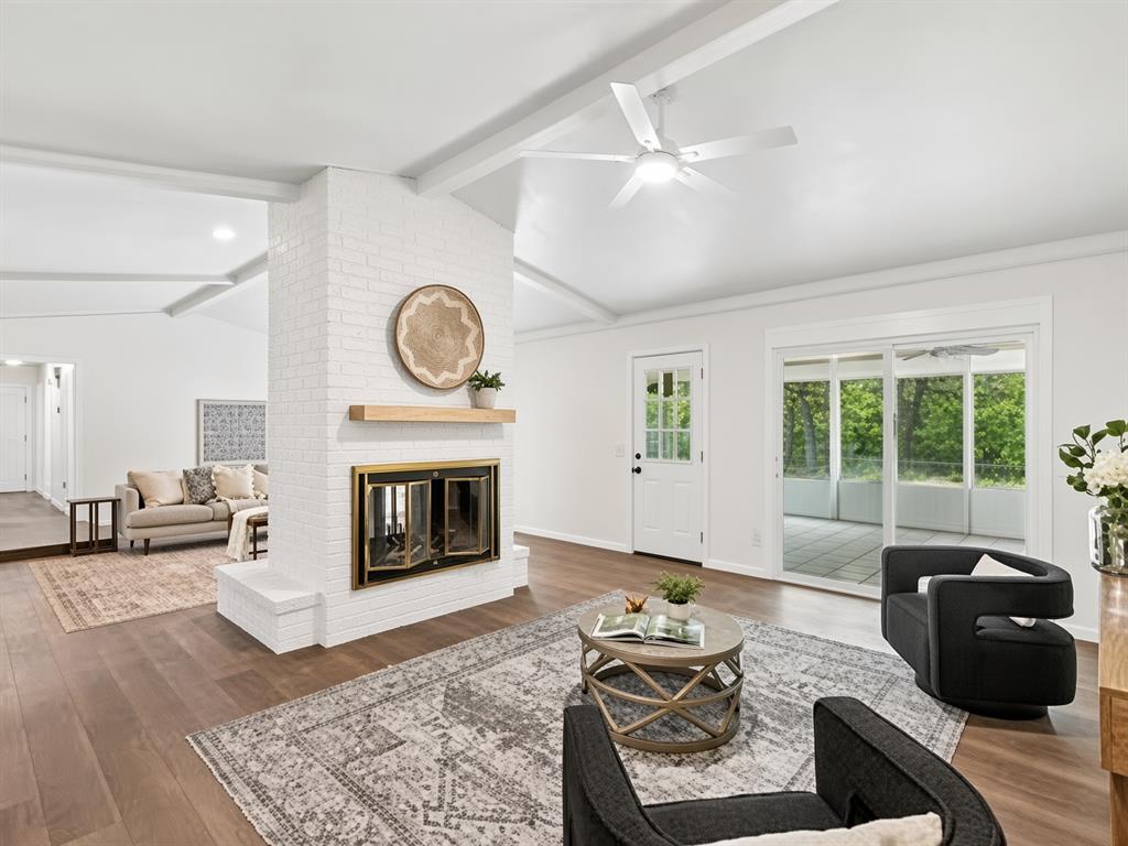 10331 Black Oaks Drive Property Photo 14
