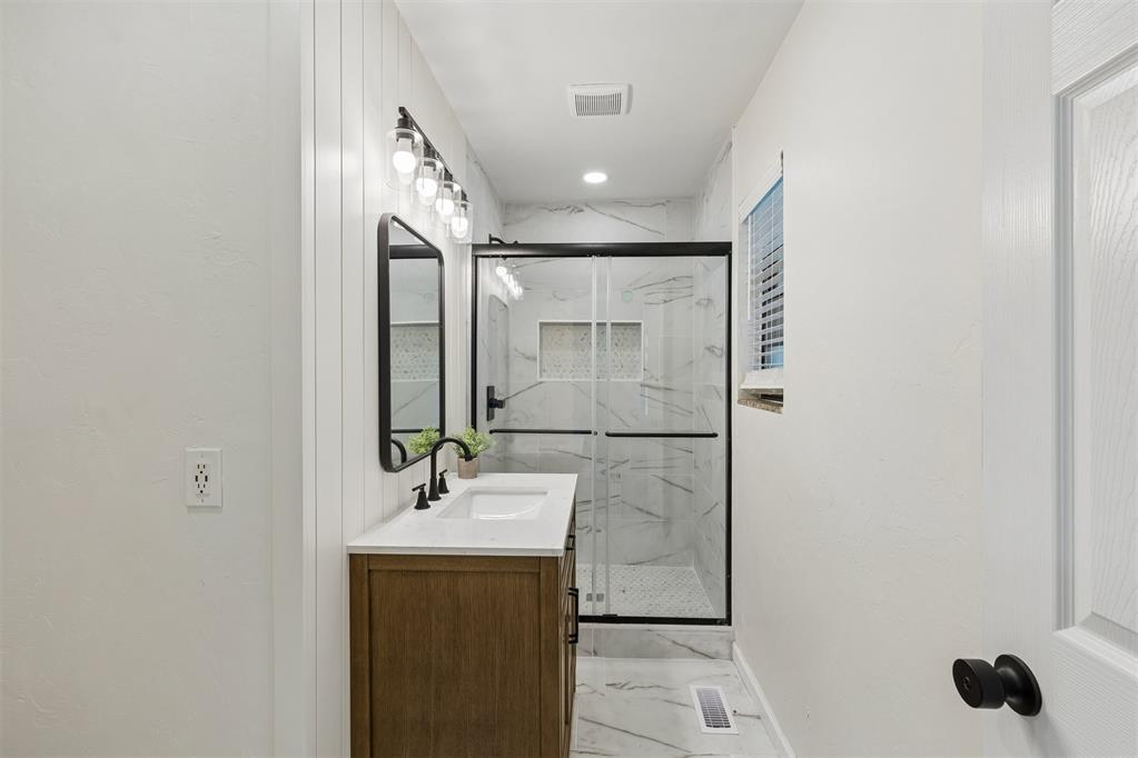 10331 Black Oaks Drive Property Photo 31