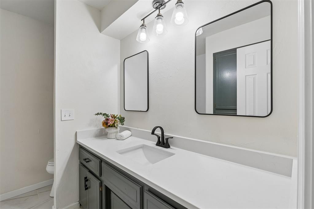 10331 Black Oaks Drive Property Photo 38