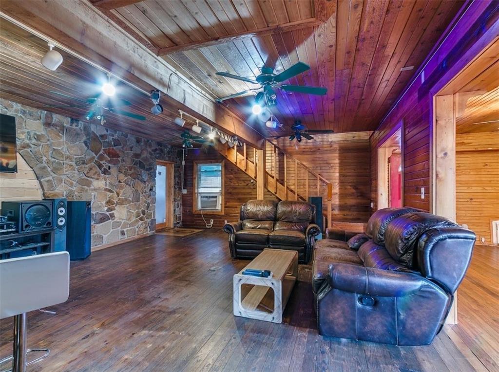 1805 Graham Circle Property Photo 45