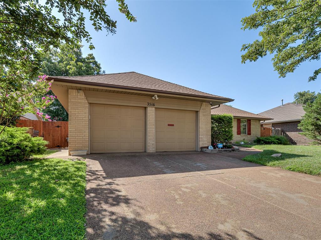 3516 Rolling Lane Property Photo 3
