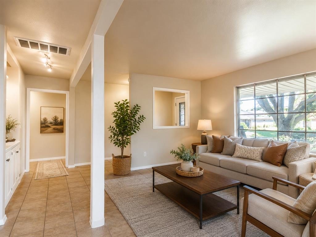 3516 Rolling Lane Property Photo 8