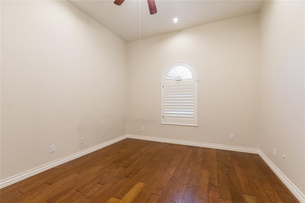 800 N Elk Avenue Property Photo 17