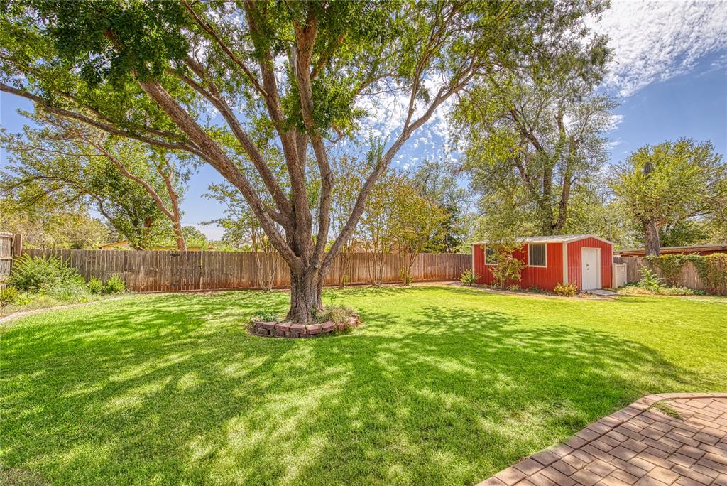 800 N Elk Avenue Property Photo 22