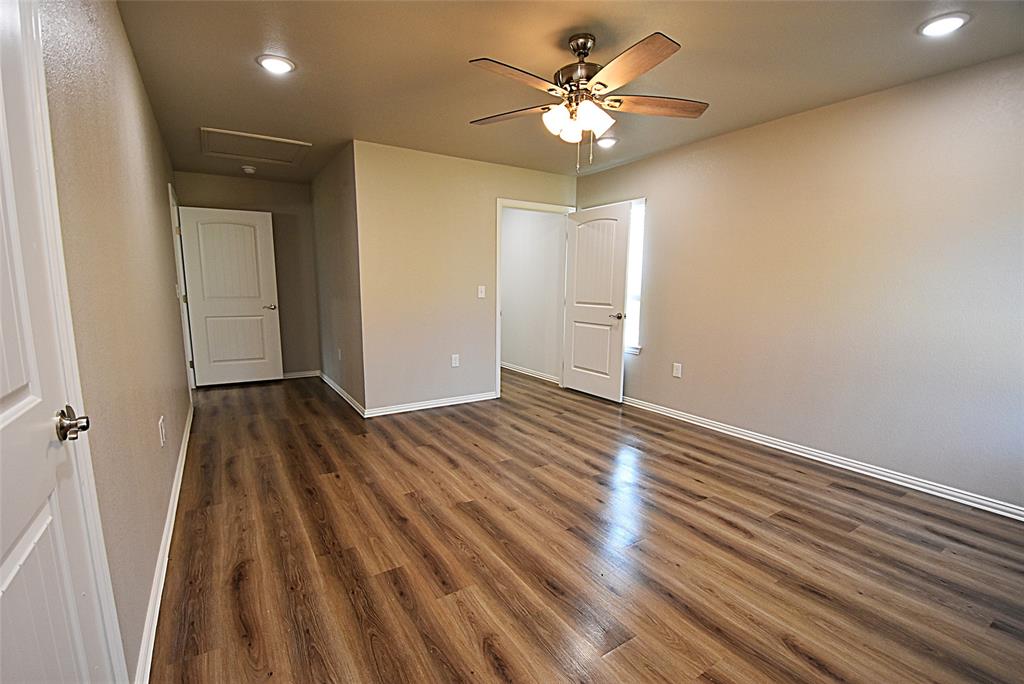 732 Elm Street Property Photo 17
