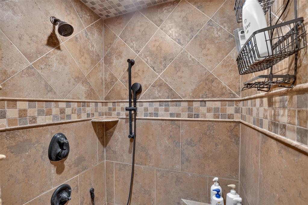 22002 White Pine Circle Property Photo 25