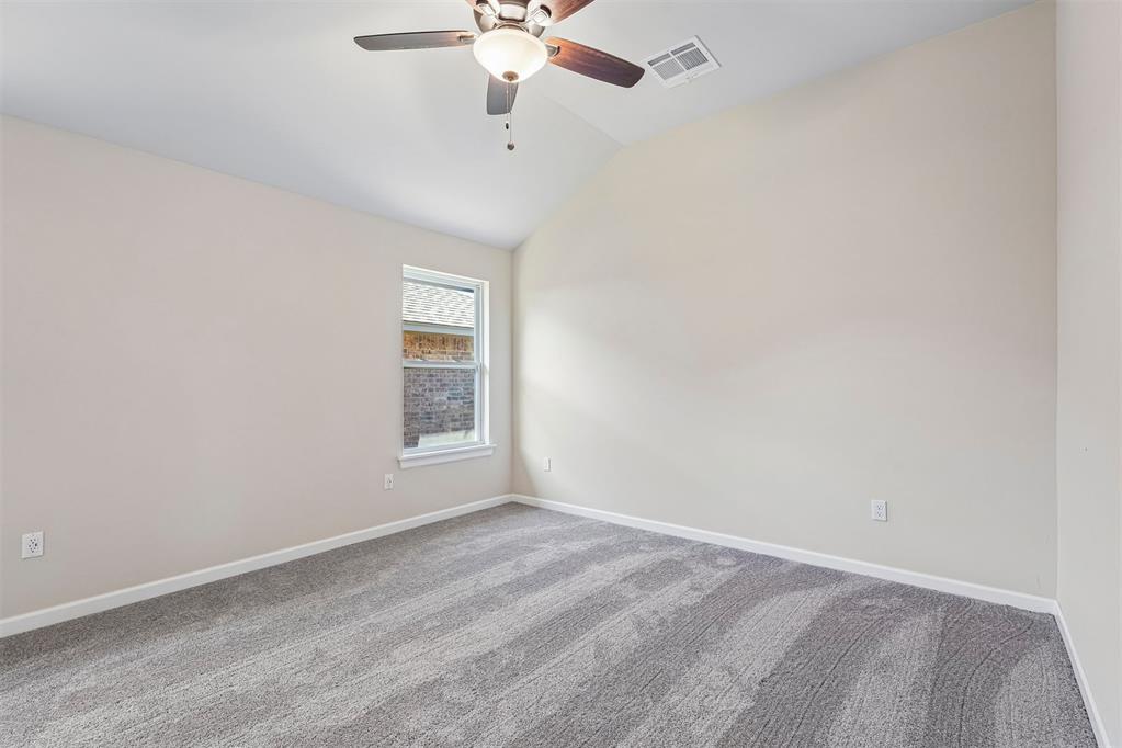 1800 Pin Cherry Lane Property Photo 13