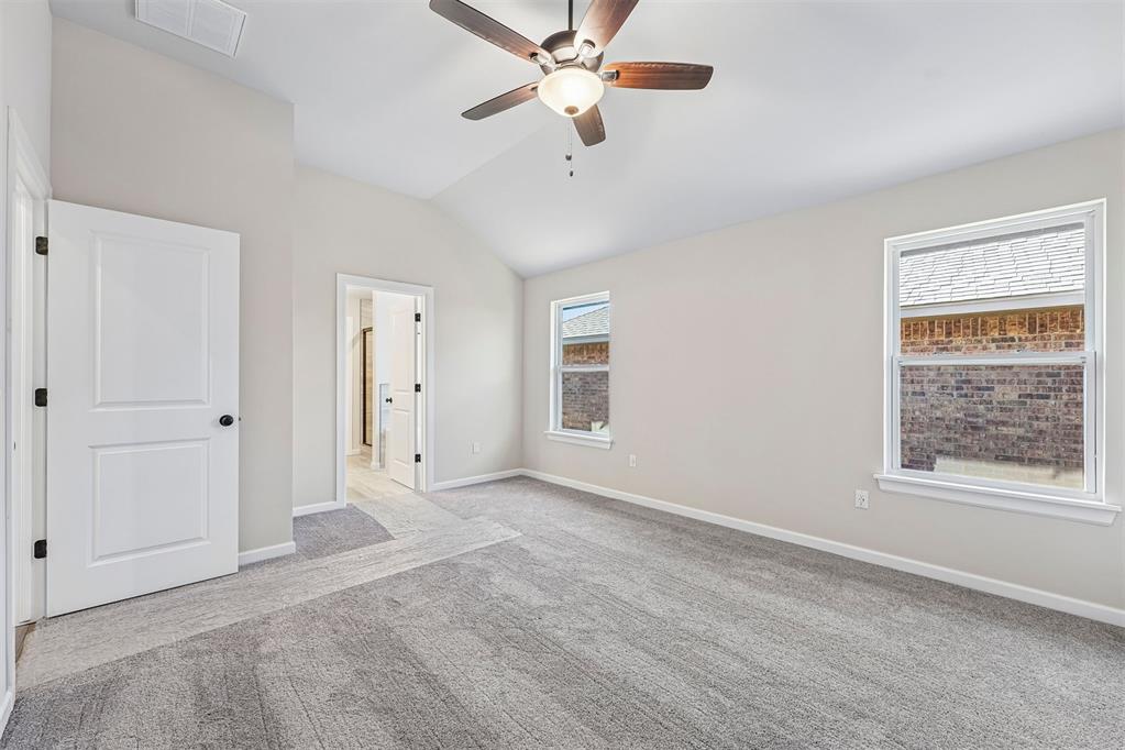 1800 Pin Cherry Lane Property Photo 14