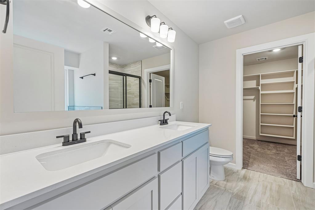 1800 Pin Cherry Lane Property Photo 16