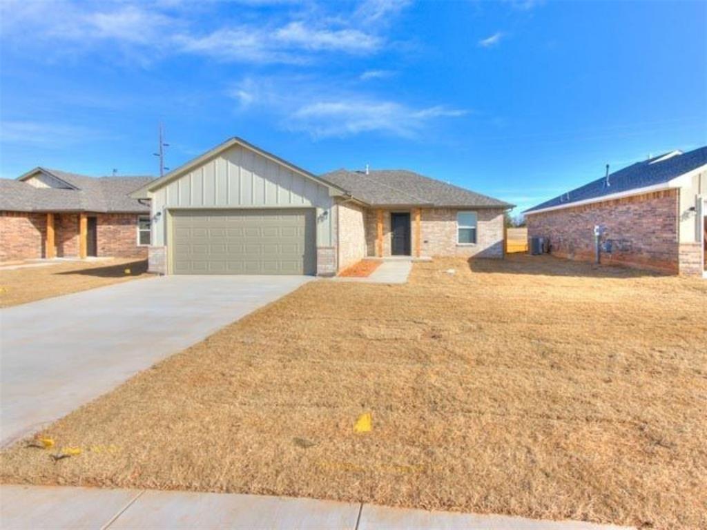 1617 Highland Loop Property Photo 1