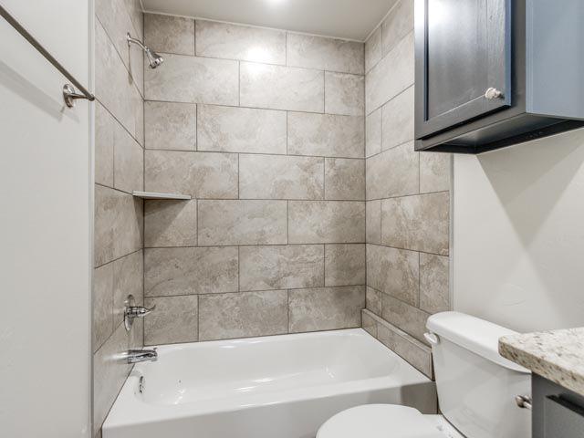 1617 Highland Loop Property Photo 9
