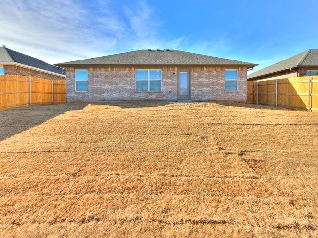 1617 Highland Loop Property Photo 12