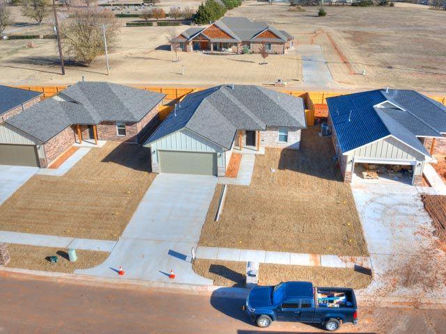 1617 Highland Loop Property Photo 15