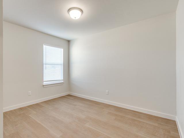 1617 Highland Loop Property Photo 37