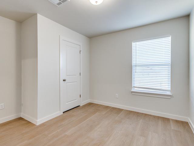 1617 Highland Loop Property Photo 38