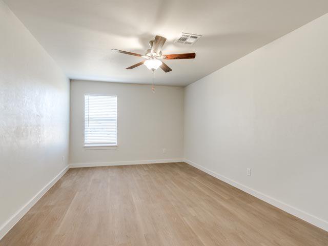 1617 Highland Loop Property Photo 42