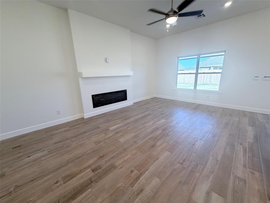 19517 Birchfield Drive Property Photo 3