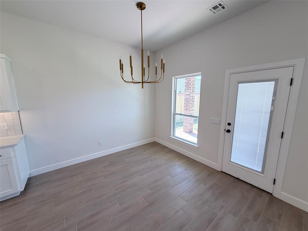 19513 Birchfield Drive Property Photo 6