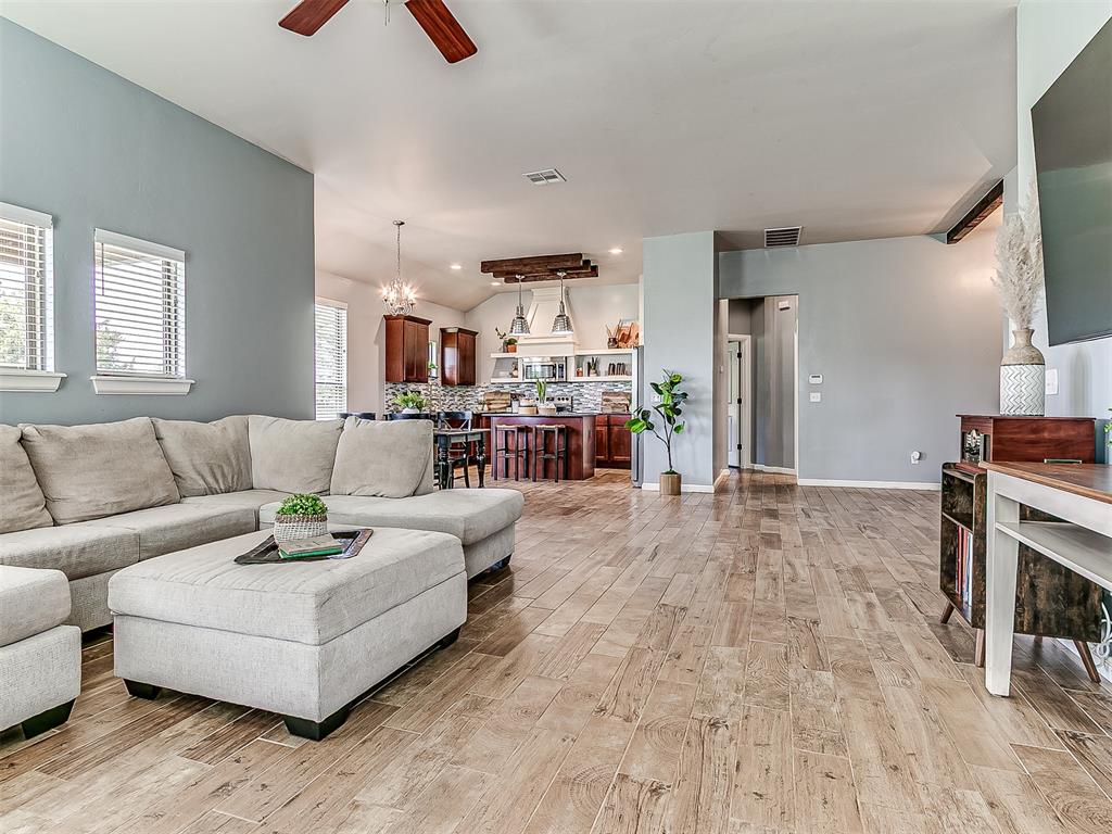 18301 Naomi Drive Property Photo 12
