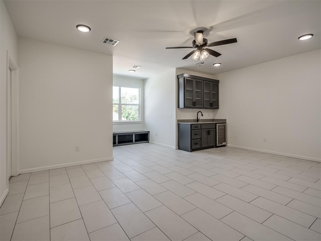 1117 Falls Bridge Court Property Photo 33