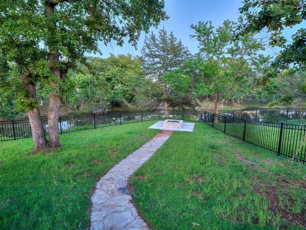 1117 Falls Bridge Court Property Photo 46