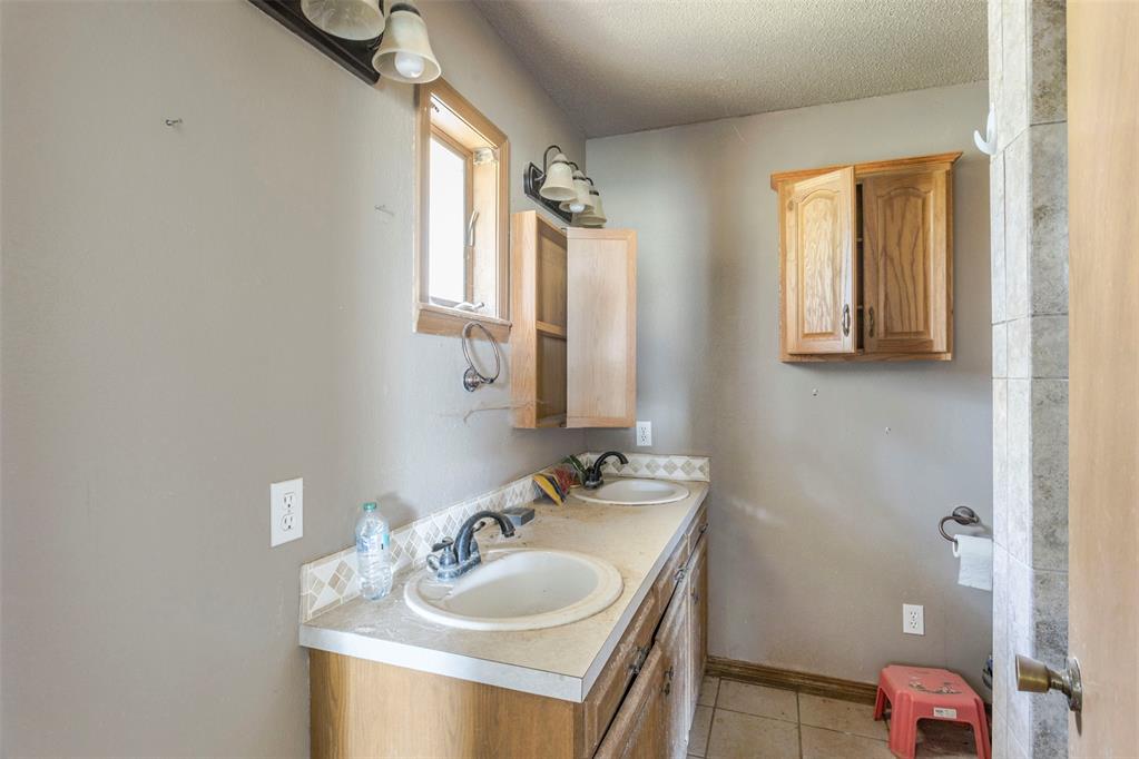 347368 E 800 Road Property Photo 16