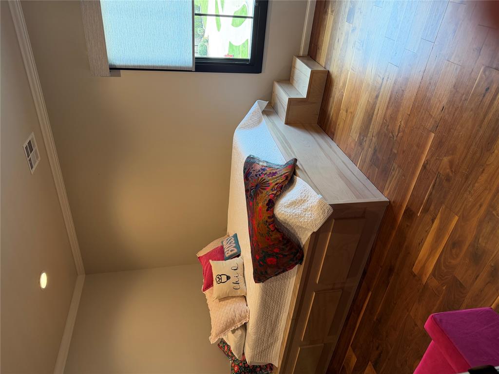 1300 Stonemill Drive Property Photo 19