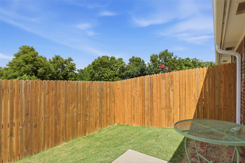 301 E Ostin Terrace Property Photo 23