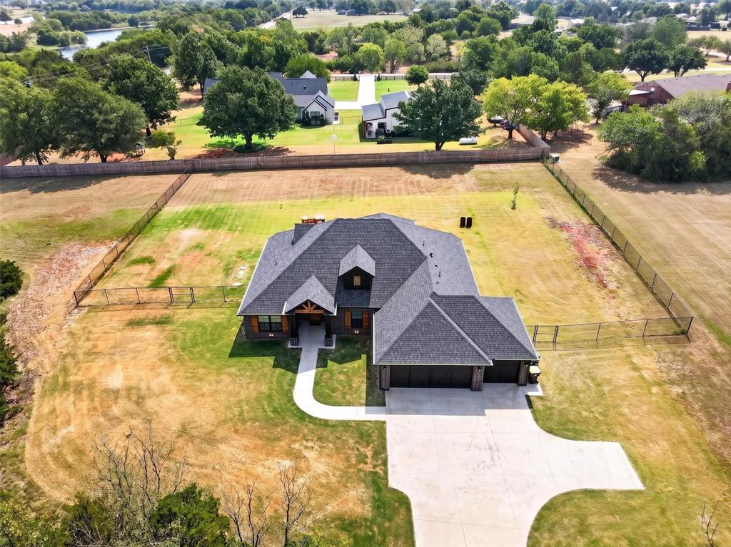 19180 N County Line Road Property Photo 45